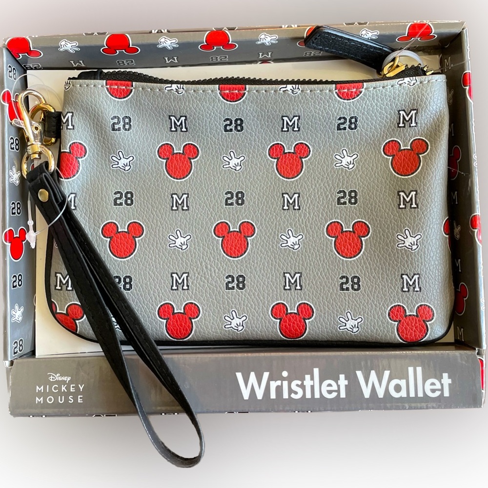 Mickey Mouse Wristlet with Gift Box